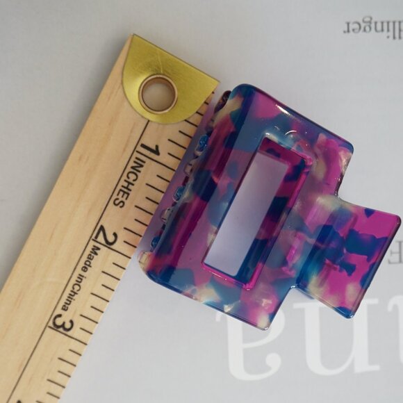 Women hairclaws - Picture 2 of 3